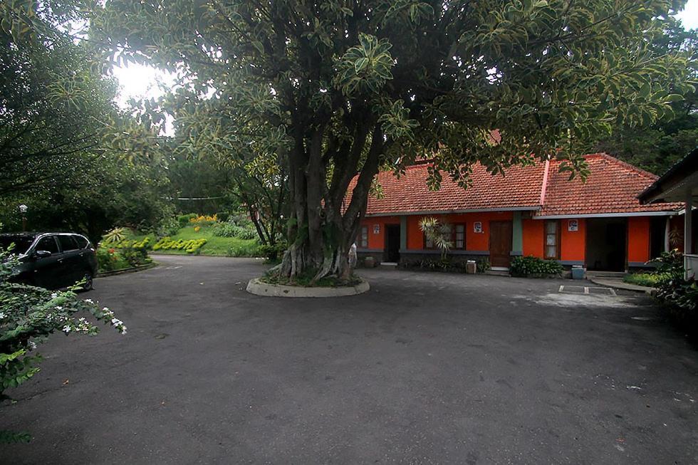 Hotel Villa Rawa Pening Pratama By Aparian Bandungan Buitenkant foto